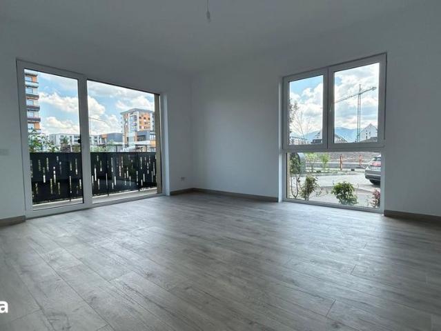 Apartament Decomandat Rokman Tiberiu Eremia