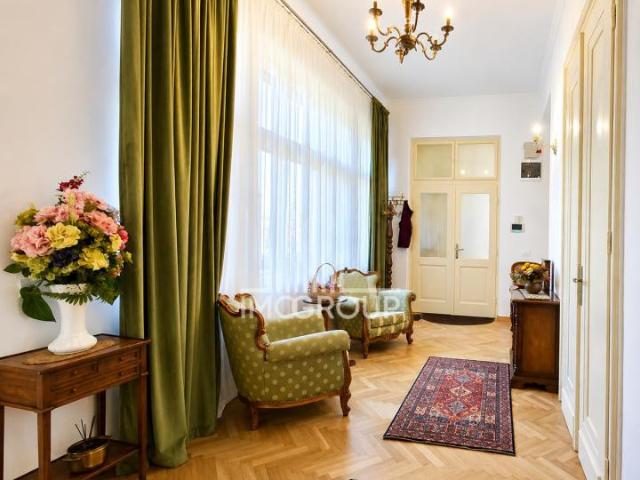 Apartament deosebit 3 camere de inchiriat in centrul Clujului, Clinicilor