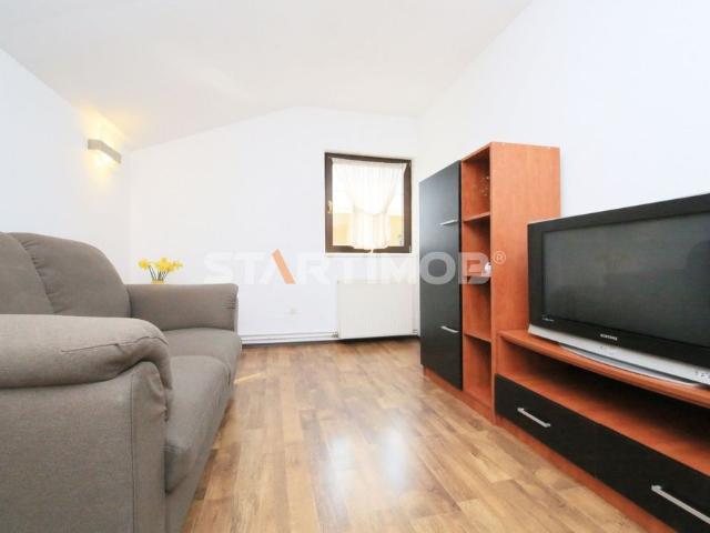 Apartament doua camere mobilat la casa zona STAR