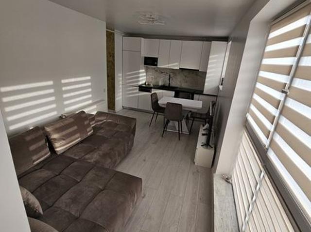 Apartament doua camere nou.2 parcari