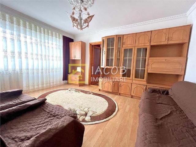 Apartament doua camere, str. Milcov, etajul 3