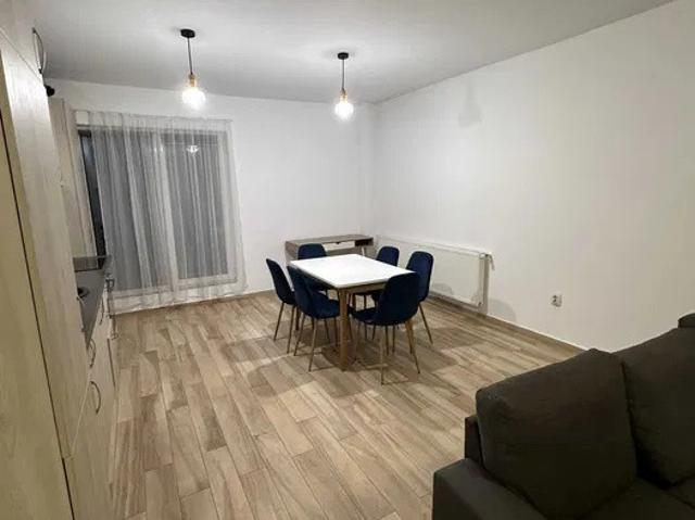 Apartament 2 camere semidecomandat, loc parcare, 60 mp, Calea Turzii