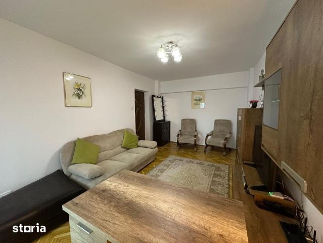 Apartament doua camere, 56mp, cartier Centru, zona Profi