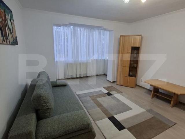 Apartament etaj 1 67 mp cu 2 camere de inchiriat –OMV Calea Moldove