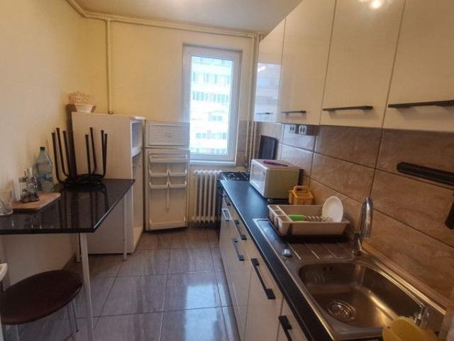 Apartament etaj 7 Torontal aproape de Mall