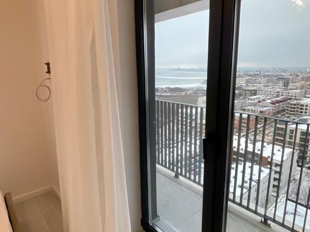 Apartament exclusivist cu 3 camere – Prima închiriere Tomis Tower