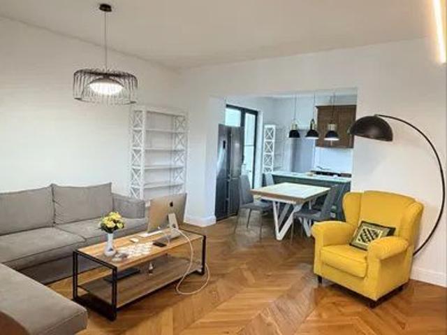 Apartament exclusivist cu 4 camere, 146 mp, central Cluj