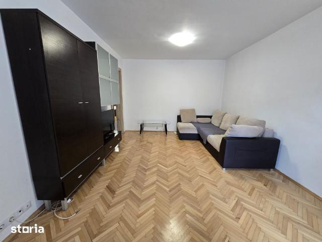 Apartament frumos 3 camere decomandat | zona UMF | cart. Zorilor!