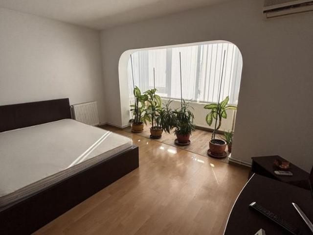 Apartament generos 2 camere