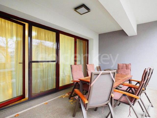 Apartament generos cu 3 camere, 3 bai | 17mp terase | garaj | ID:9414