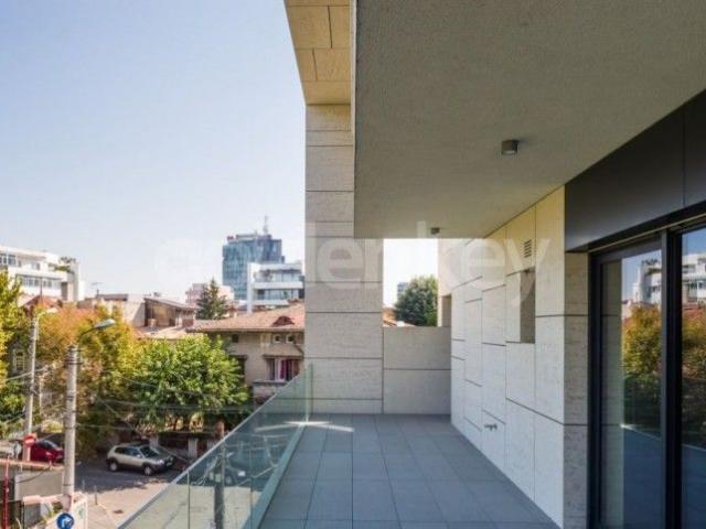 Apartament generos cu 5 camere | finisaje si locatie premium | ID:1105677