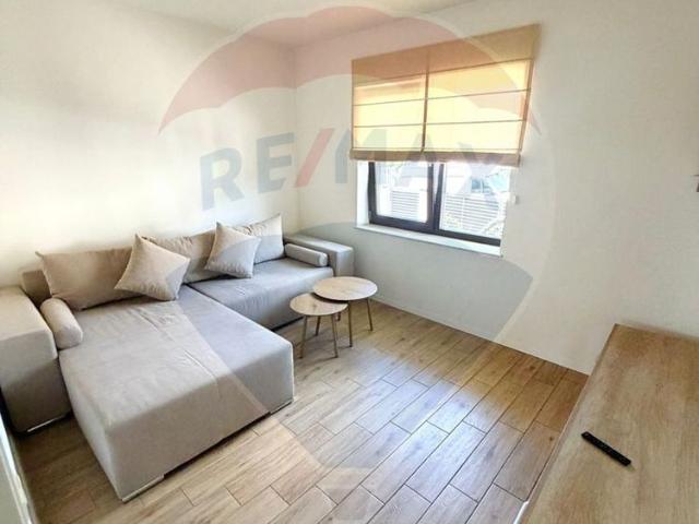 Apartament in casa 3 camere