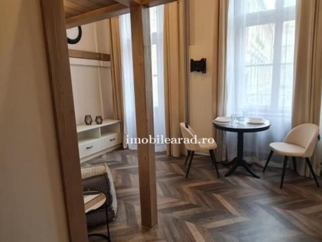 Apartament in stil unic, langa Primaria Arad, amenajat cu designer, mobilat/dotat, la cheie