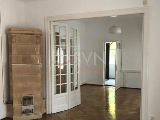 Apartament in vila Casin