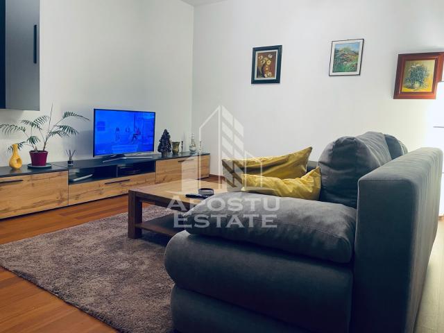 Apartament in vila, in zona Medicina Take Ionescu