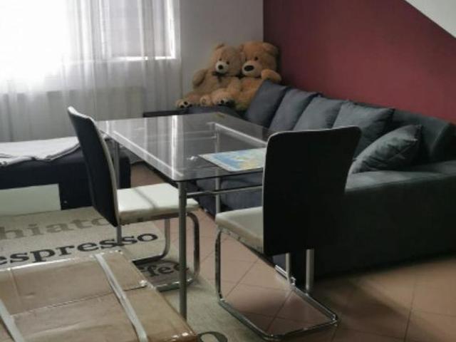 Apartament in vila Prelungirea Craiovei, curte, terasa