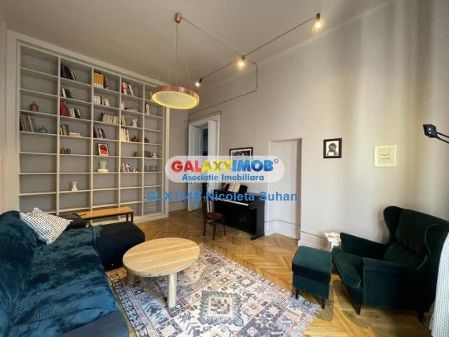 Apartament in vila Universitate