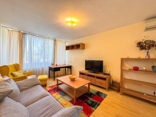 Apartament Luminos cu 3 Camere de Închiriat în Zona Arcul de Triumf