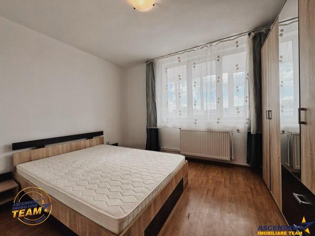 Apartament luminos cu 2 camere si balcon spatios, lift nou, Vasile Goldis, Simeria
