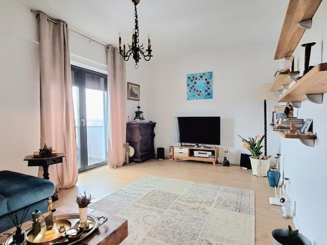 Apartament luminos în Băneasa, Sector 1