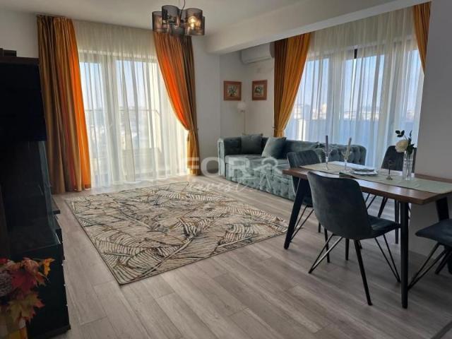 Apartament lux 3 camere de inchiriat in Prima Panorama Decebal