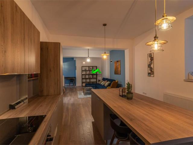 Apartament LUX de inchiriat 3 camere Sibiu Sub Arini