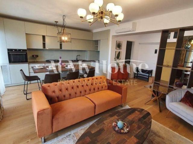 Apartament luxuriant de 2 camere in complex rezidential/ Aviatiei/ parcare