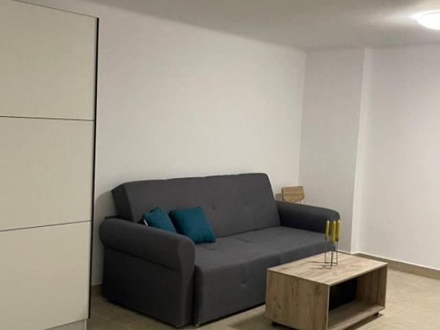 Apartament la casa, 40 mp, zona Centrala