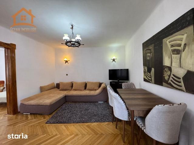 Apartament la casa, cu 3 camere, semidecomandat, zona centrala, str. S