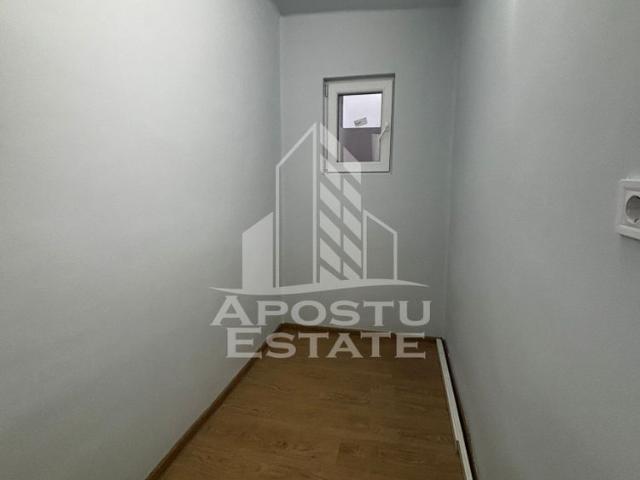 Apartament la casa cu 2 camere, curte proprie, Ghiroda