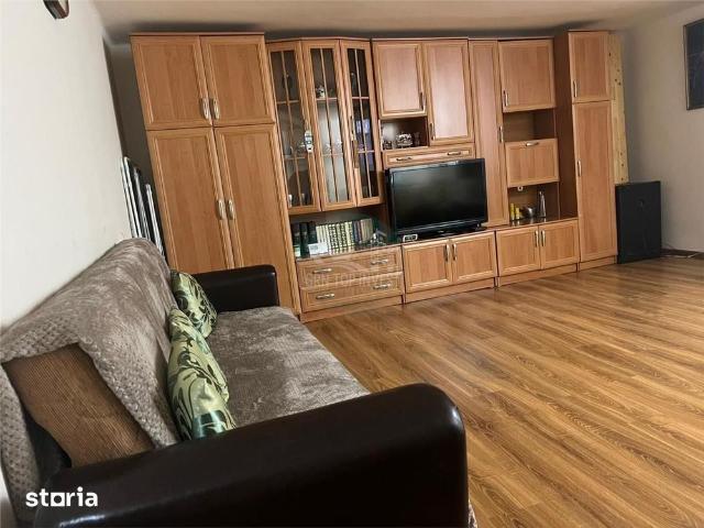 Apartament la casa cu 2 camere in Lazaret