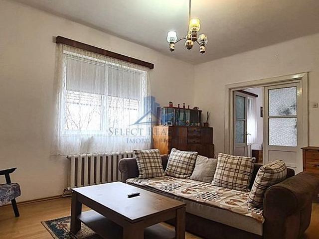 Apartament la casa + curte \ inchiriere \ Sibiu