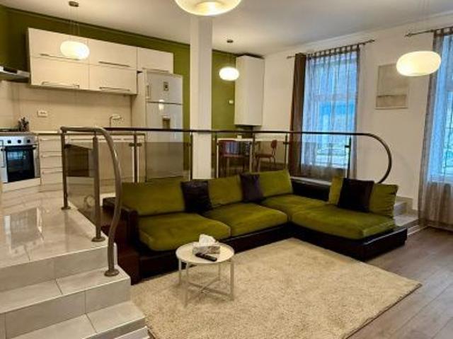 Apartament la casa de inchiriat| 2 dormitoare| P ta Mihai Viteazu