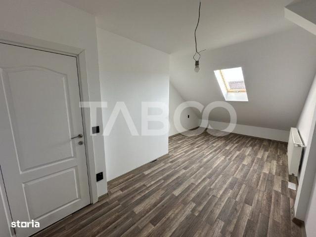 Apartament la cheie 2 camere cu 44 mp utili la mansarda Broscarie