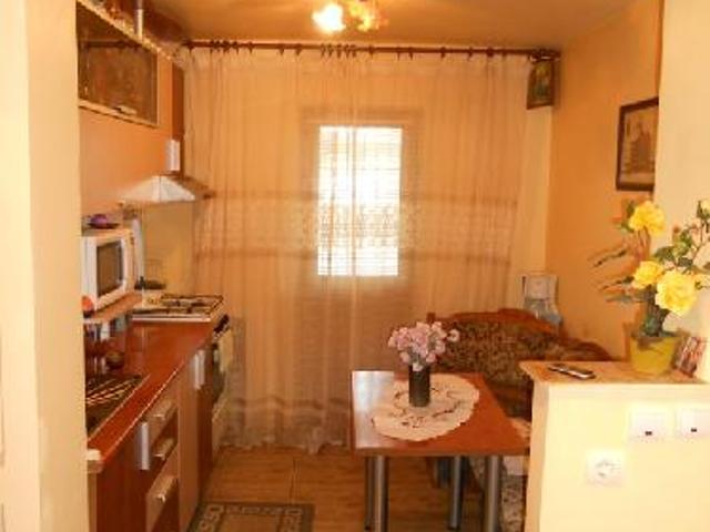 Apartament la vanzare zona Baza 3 Cerrefour Felicia