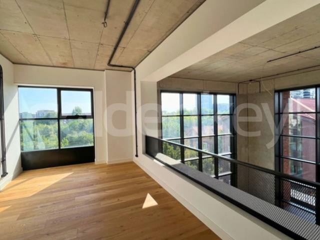 Apartament Loft spatios cu 4 camere | terasa 16mp | ID:2812275