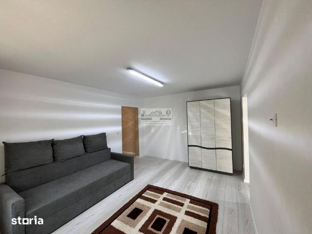 Apartament parter, zona Arvom
