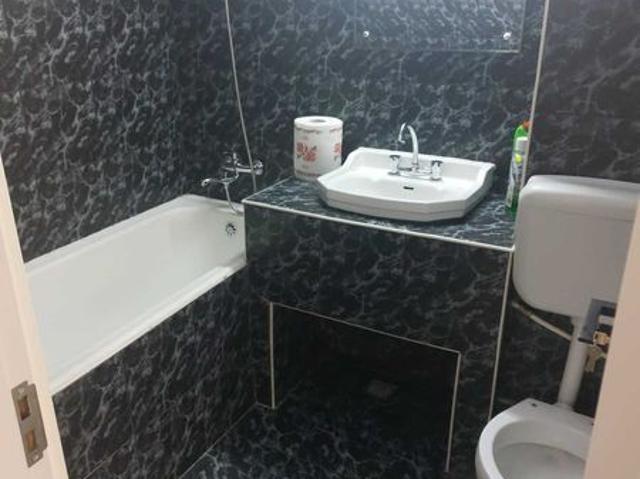 Apartament parter in Campina ultracentral ptr. firma spatiu comercial