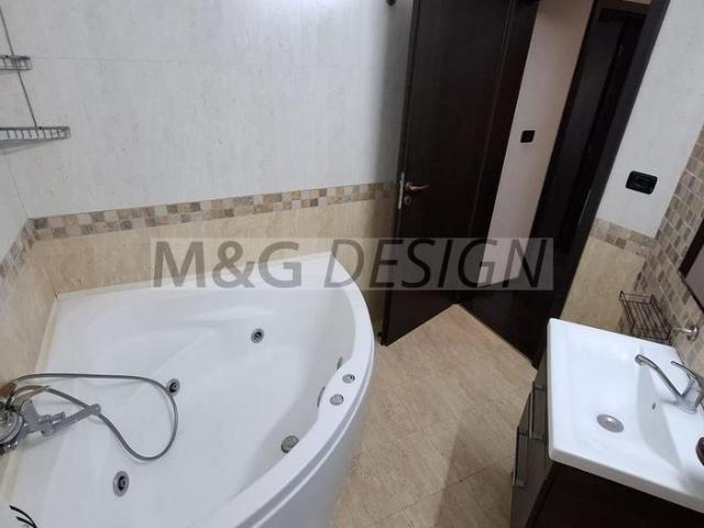 Apartament pe 2 nivele intrare Dumbravita
