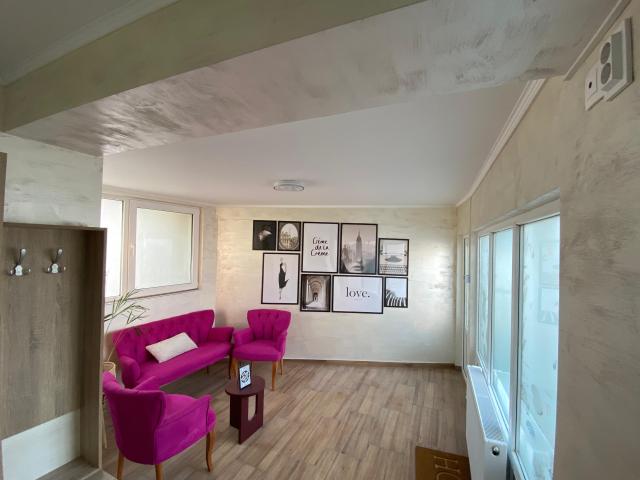 Apartament Penthouse cu 3 camere, zona Bucium Hanul Trei Sarmale