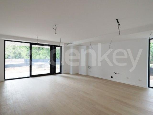 Apartament premium 3 camere, 3 bai | gradina exclusiva 246mp | ID:3088218