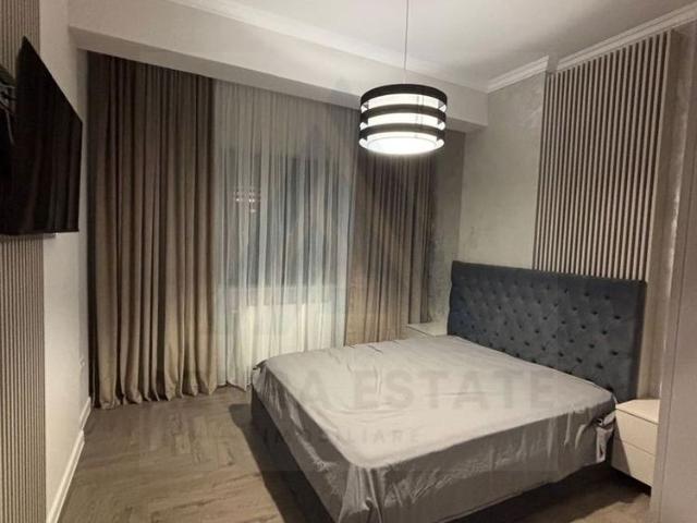 Apartament premium 3 camere prima închiriere balcon 9 mp C. Cisnadiei