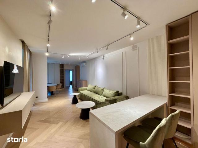 Apartament premium 4 camere si grădină privată generoasă / 2 parcări i