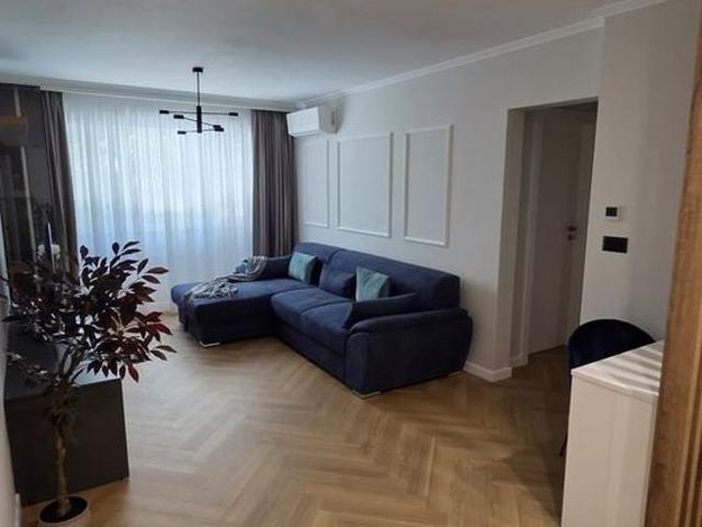 Apartament Premium cu 3 camere de inchiriat – Central