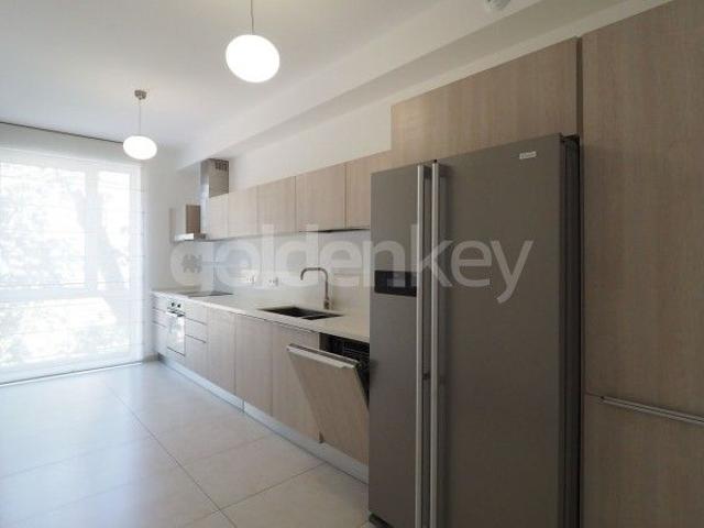 Apartament premium cu 4 camere, piscina interioara | ID:724888