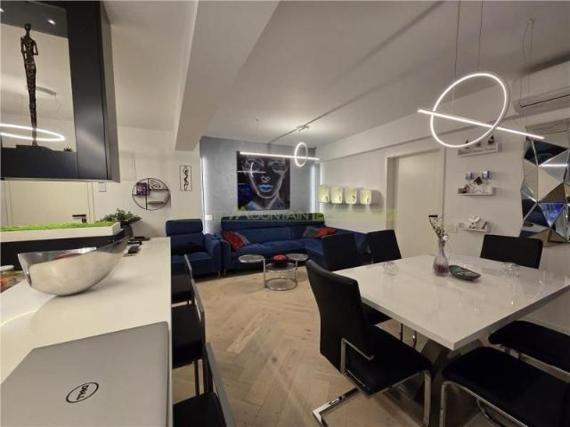 Apartament premium cu amenajare designer de inchiriat in Green Valley Noua