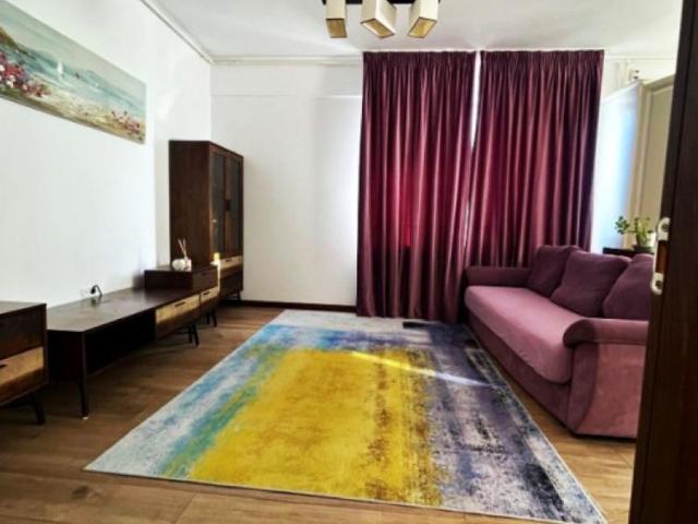 Apartament premium de inchiriat Faleza Nord, prima linie la mare