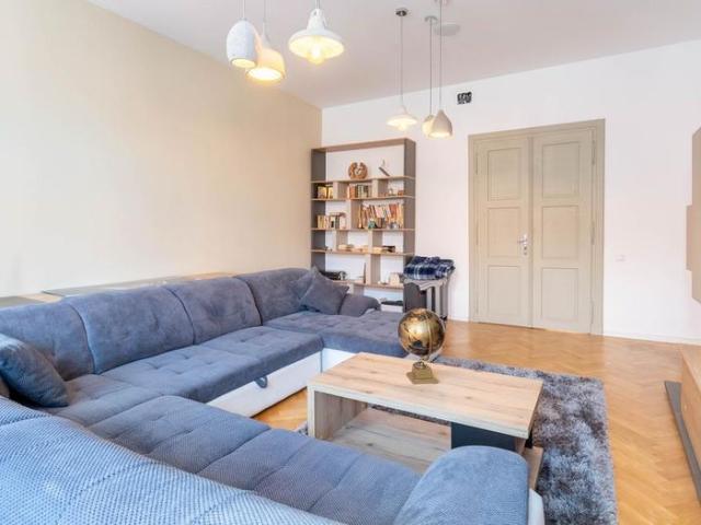 Apartament Premium de Închiriat în Centrul Istoric al Brașovului 100mp, utilat