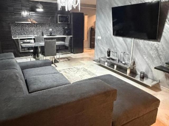 Apartament premium de închiriat –