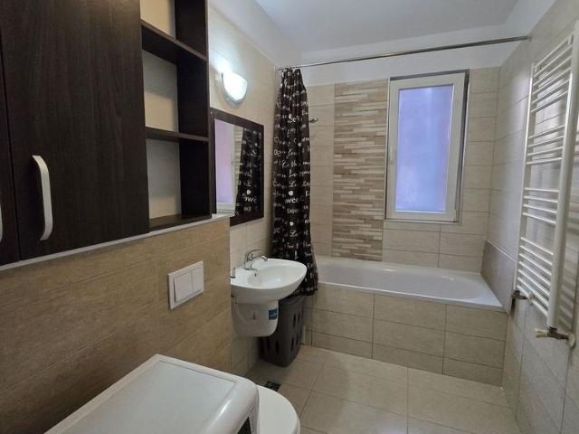 Apartament prima inchirere 2 camere, dressing, loc de parcare, Aradulu